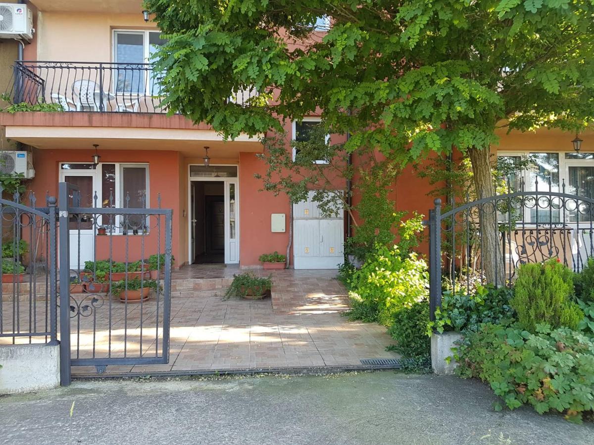 Studio Seadream Primorsko Esterno foto