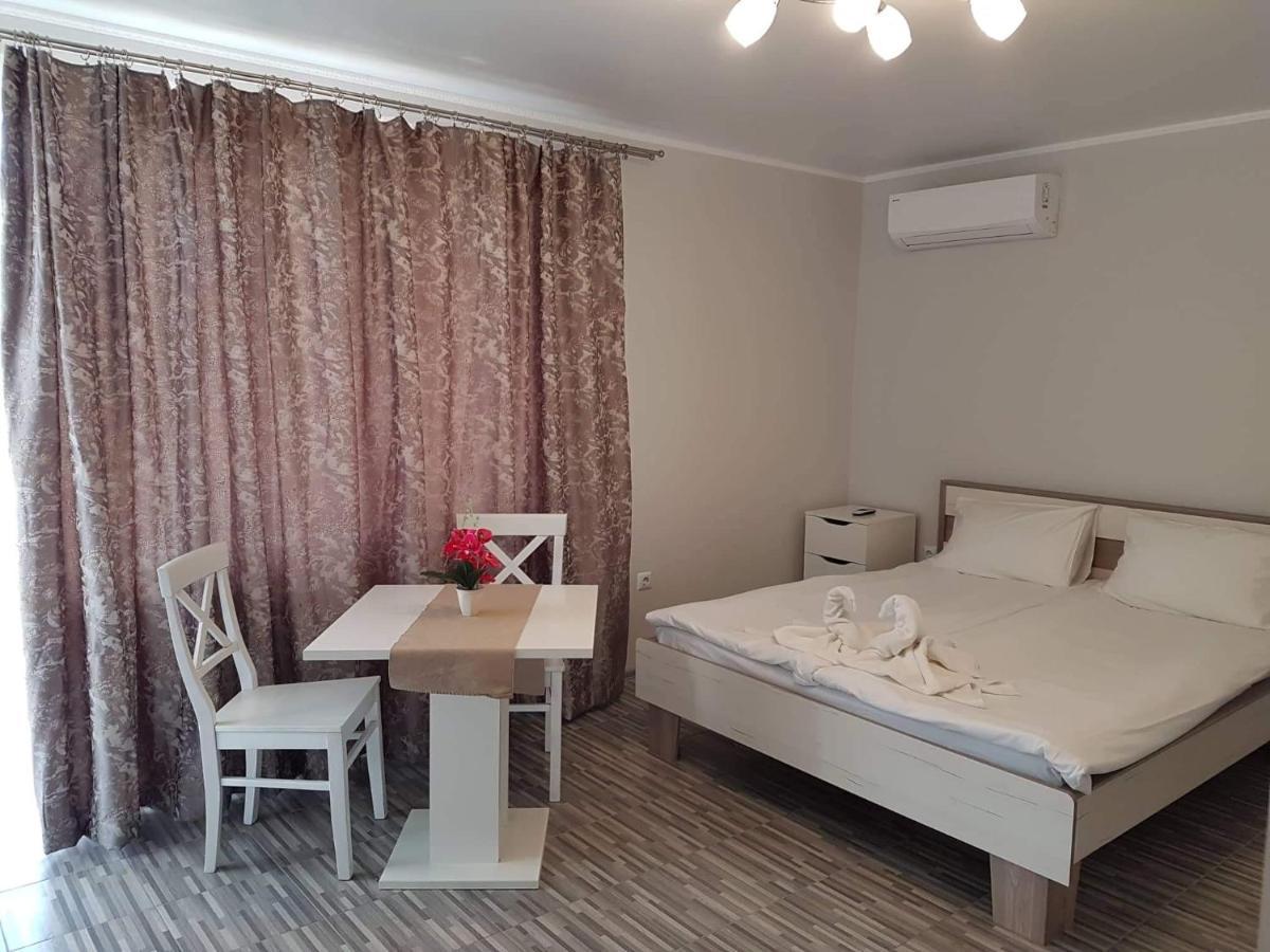 Studio Seadream Primorsko Esterno foto